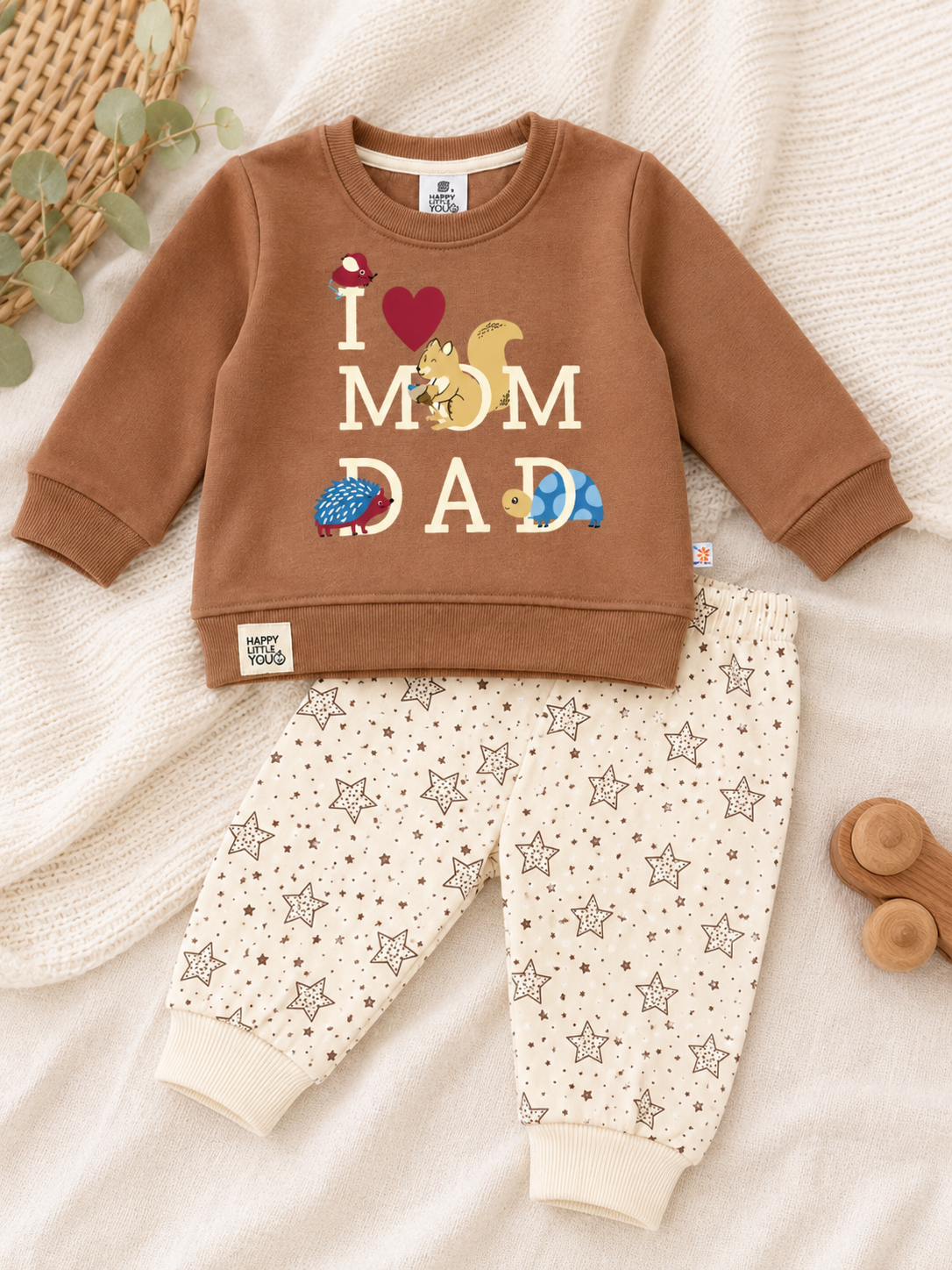 Brown I Love Mom & Dad Baby Sweatshirt & Star Jogger Set